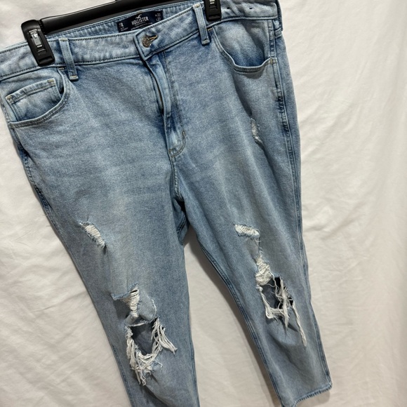 Hollister Ultra High Rise Mom Jeans Distressed Ripped Light Wash 33x27 Grunge - Picture 3 of 15